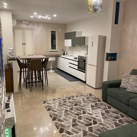 Casa Vacanze Dolci Carezze Apartment *